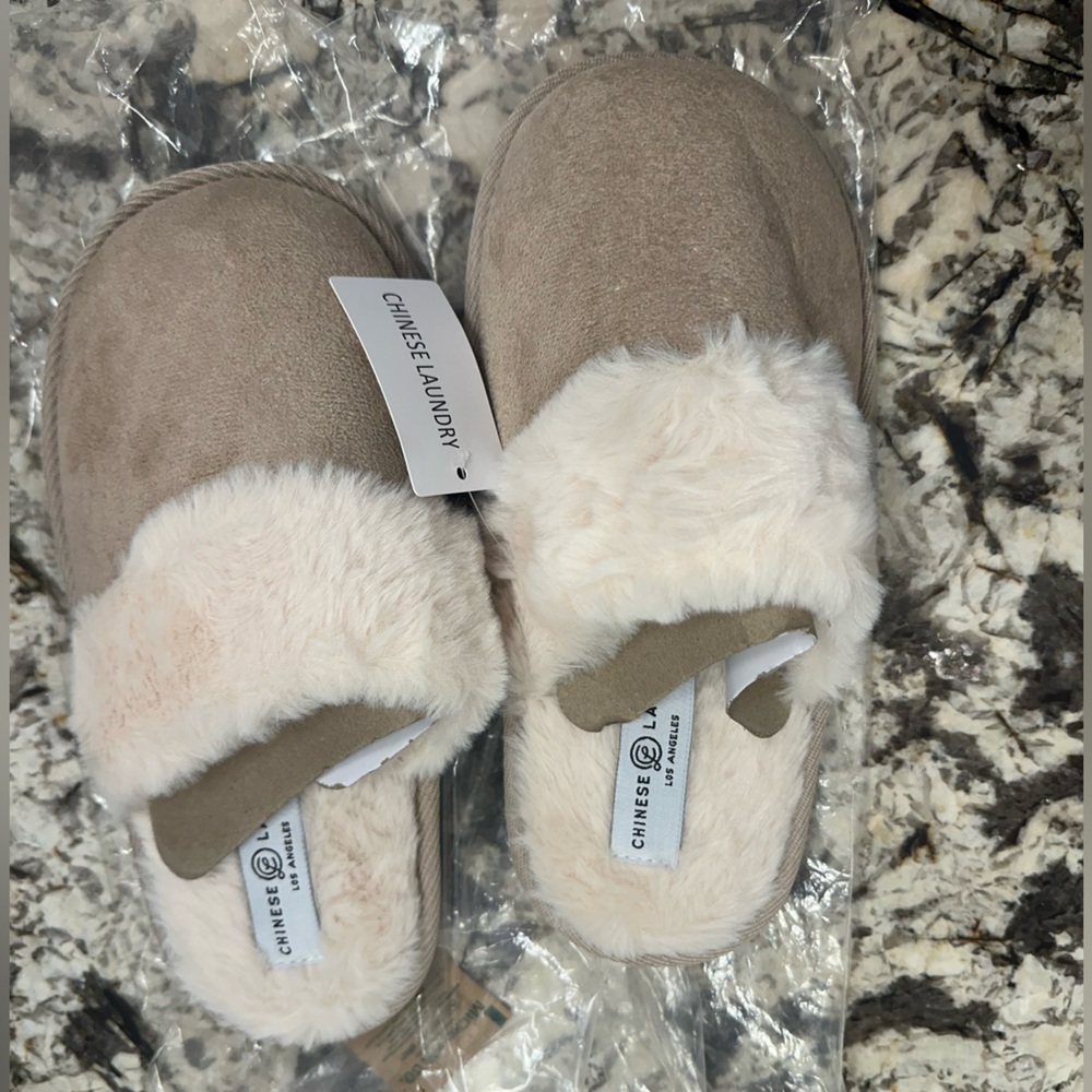 Women’s Slippers by Chinese Laundry
